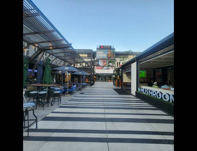 170M² OFFICE TO LET IN UMHLANGA CENTRAL